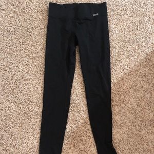 PINK ultimate leggings